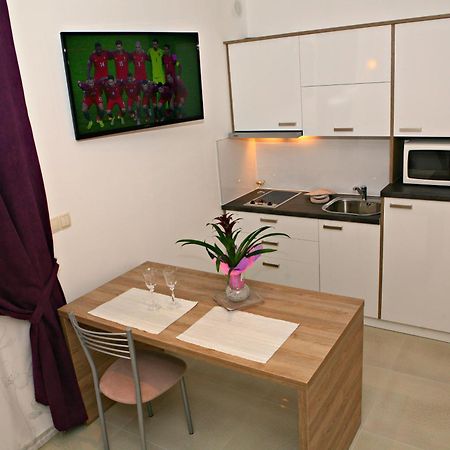 Apartments Sanja Traù Esterno foto